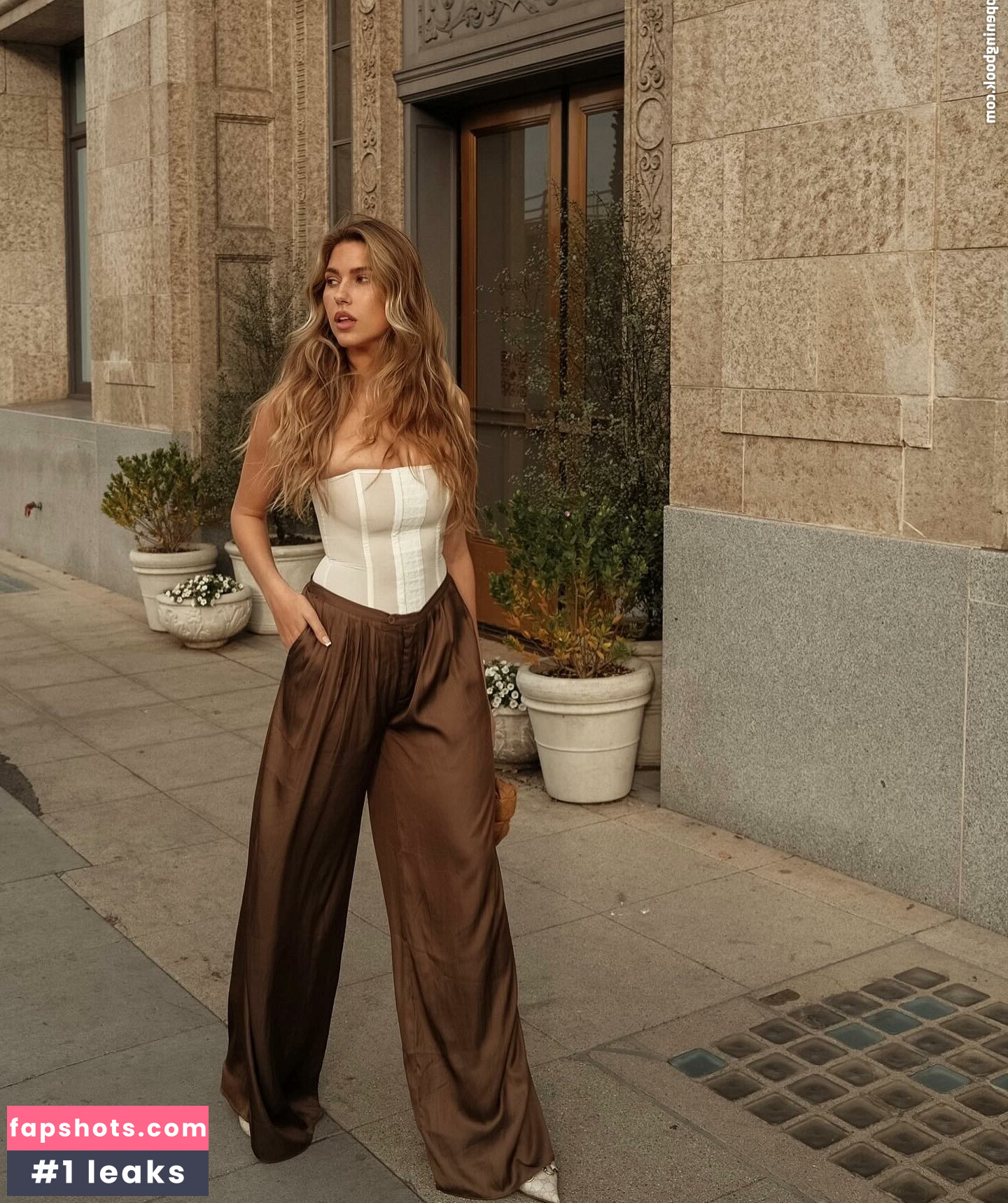 Kara Del Toro gallery photo #1144