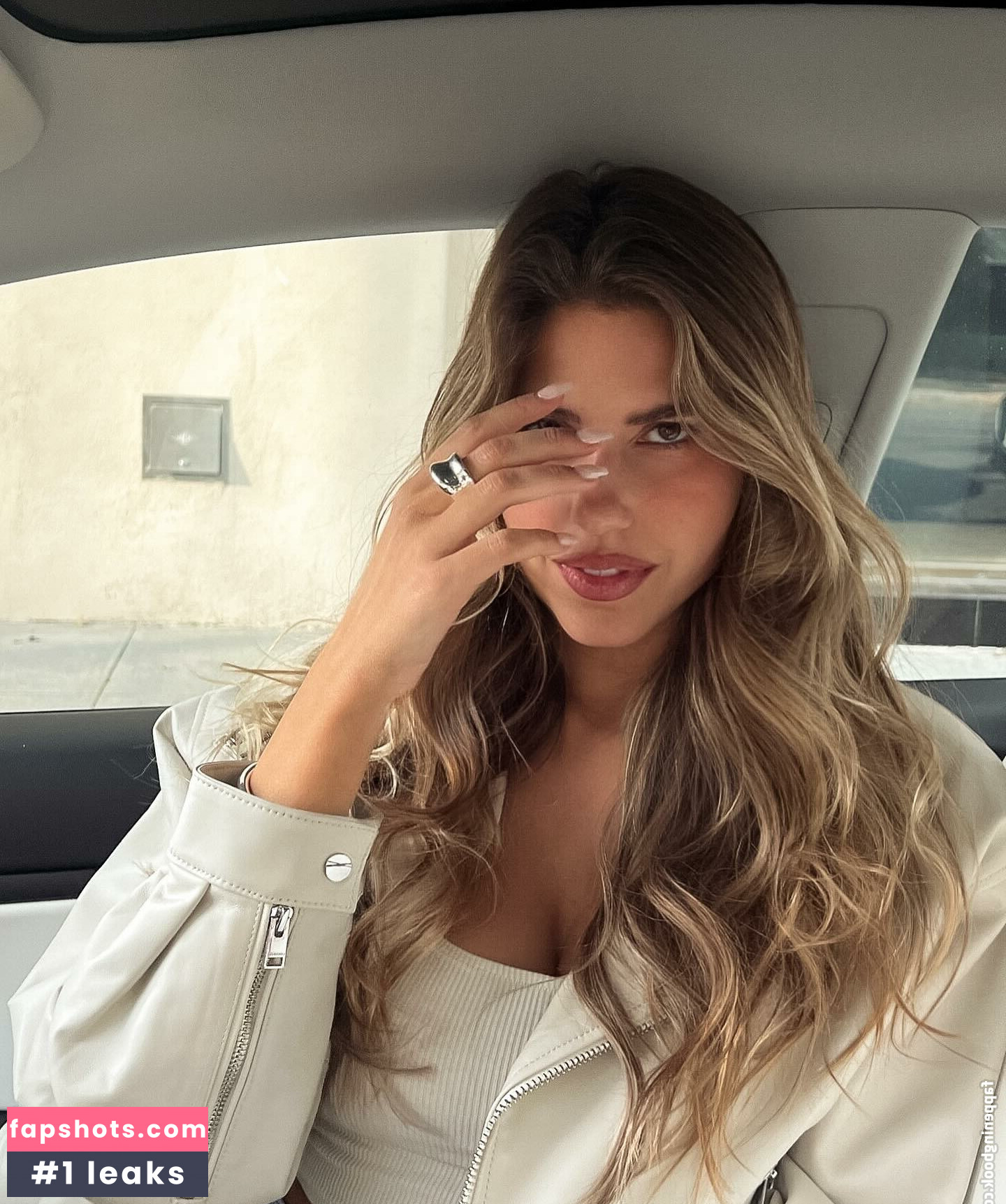 Kara Del Toro gallery photo #1180