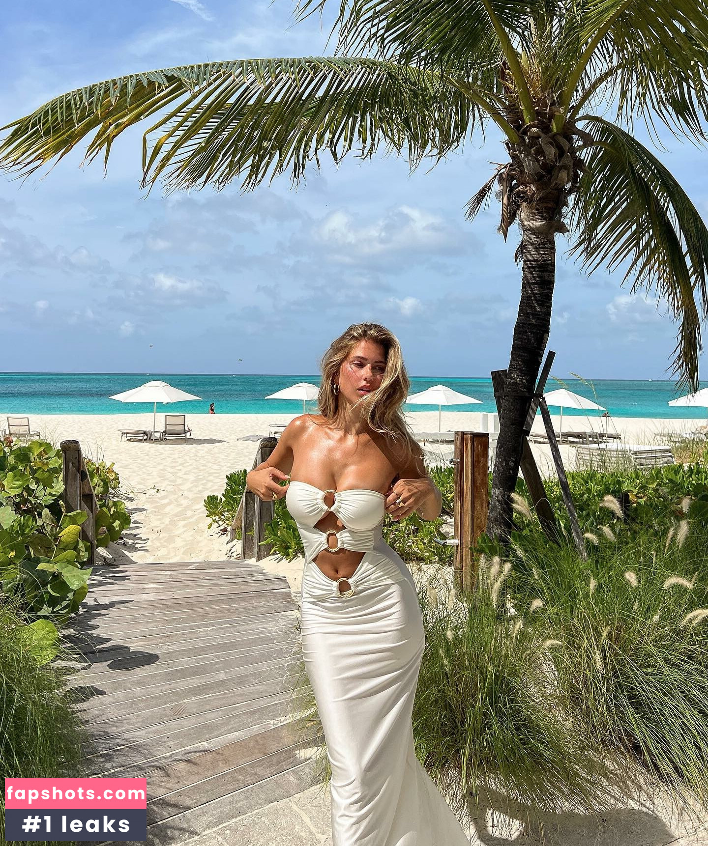 Kara Del Toro gallery photo #1625