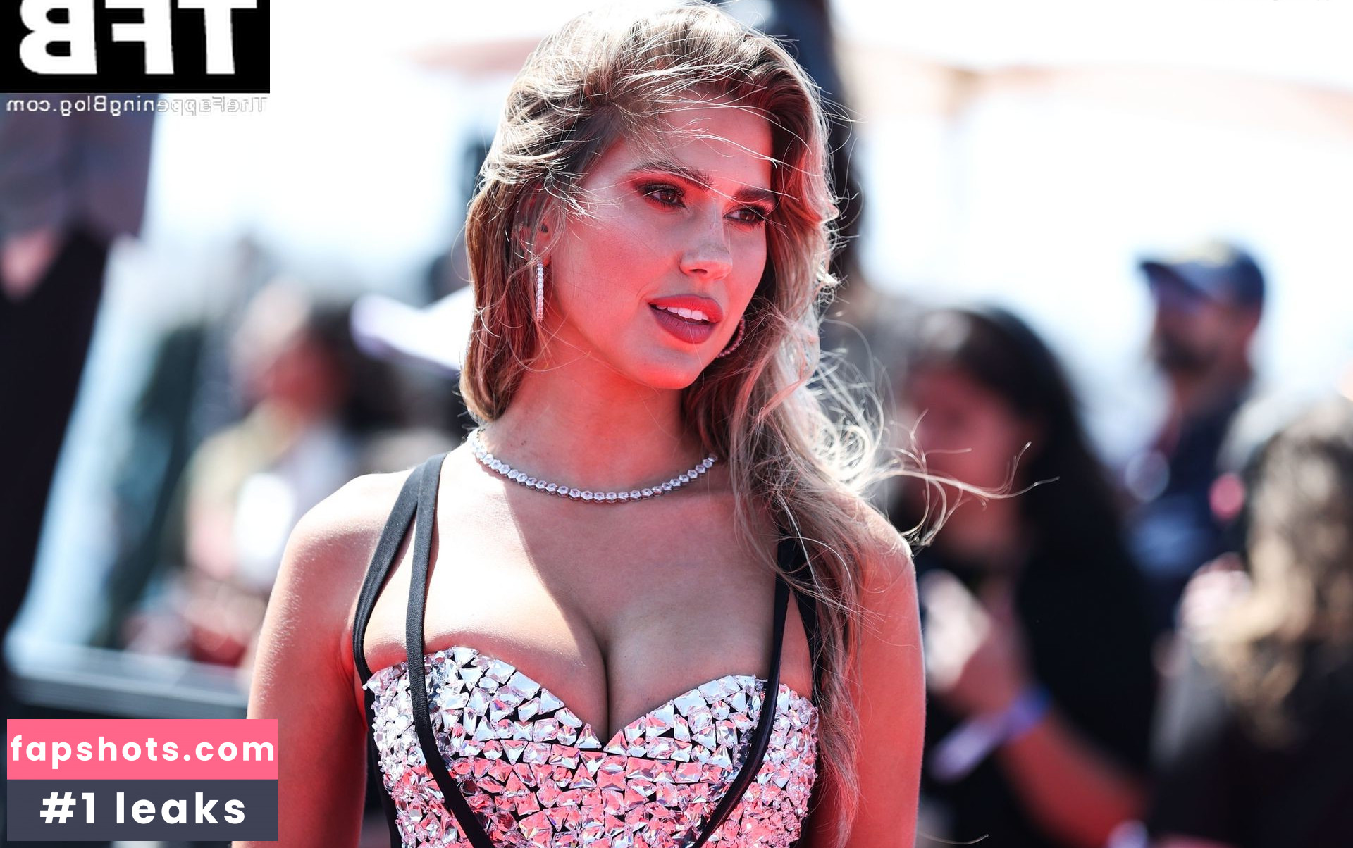 Kara Del Toro gallery photo #3051