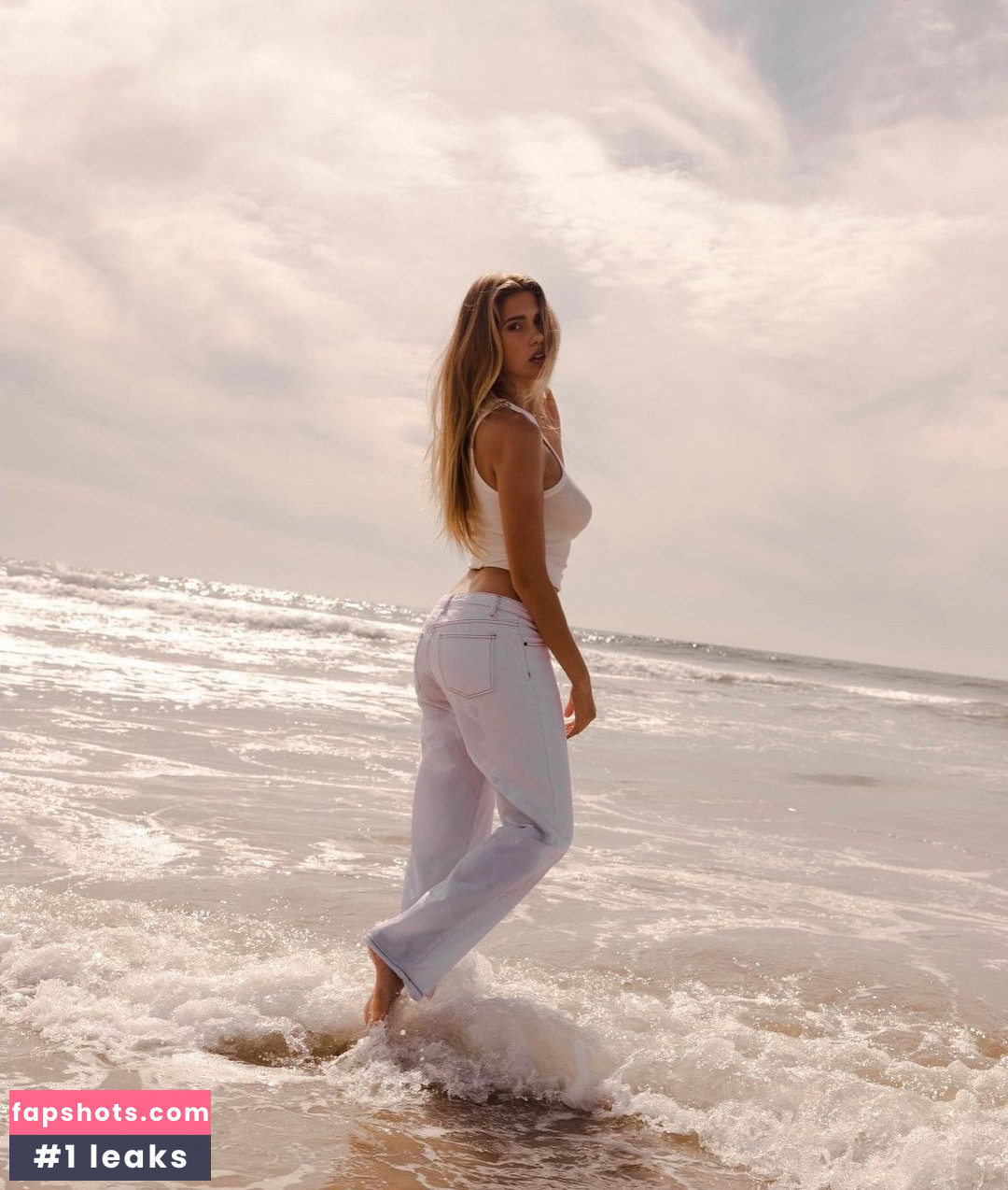 Kara Del Toro gallery photo #3670