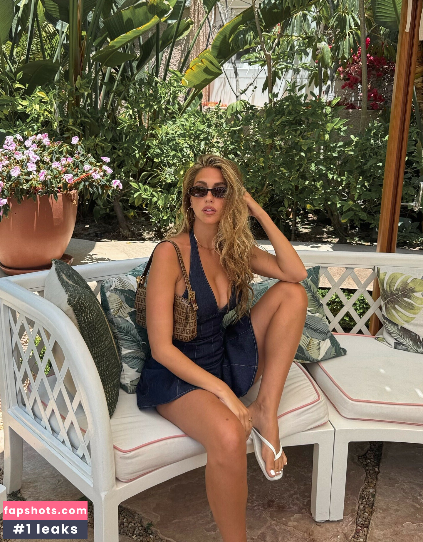 Kara Del Toro gallery photo #42