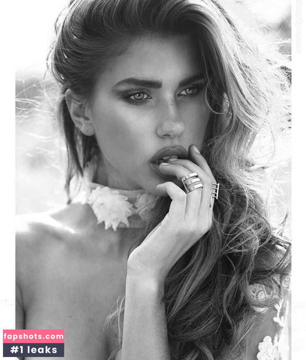 Kara Del Toro gallery photo #5440