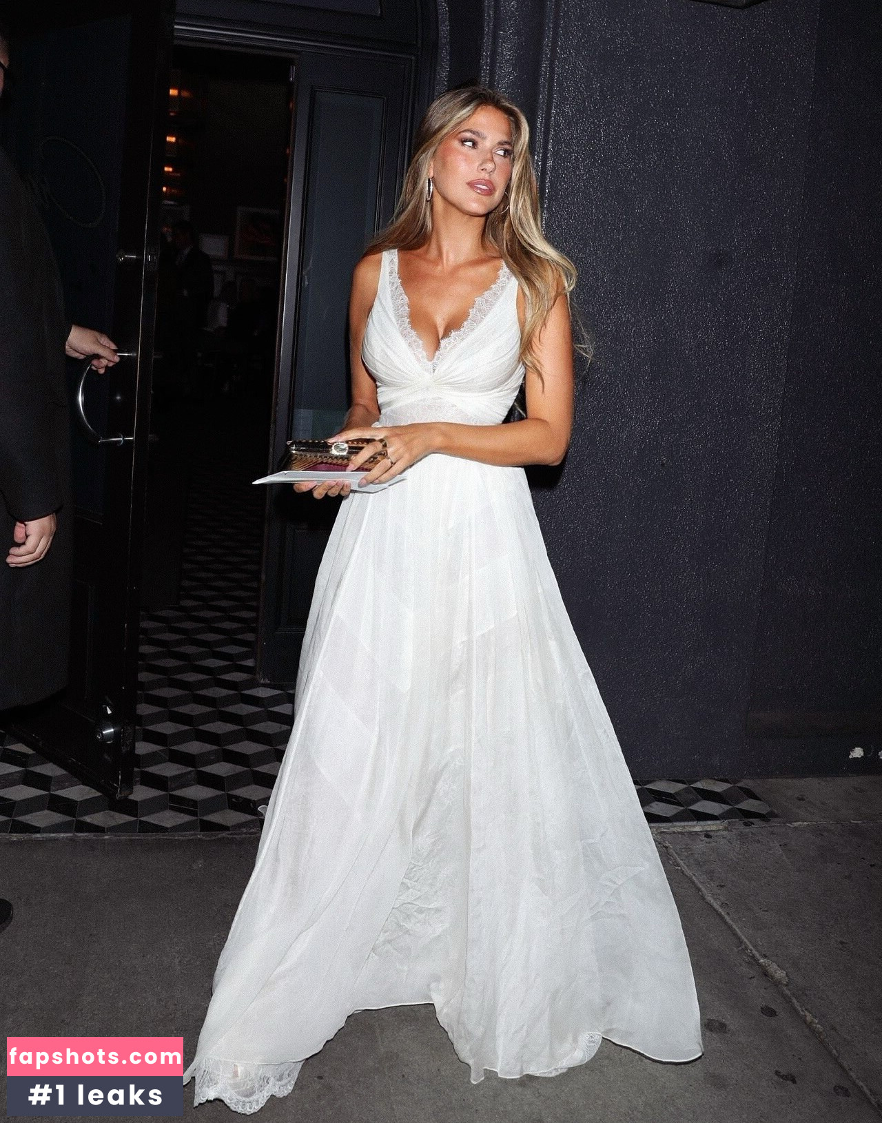 Kara Del Toro gallery photo #7