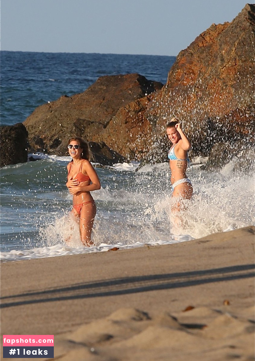 Kara Del Toro gallery photo #6019