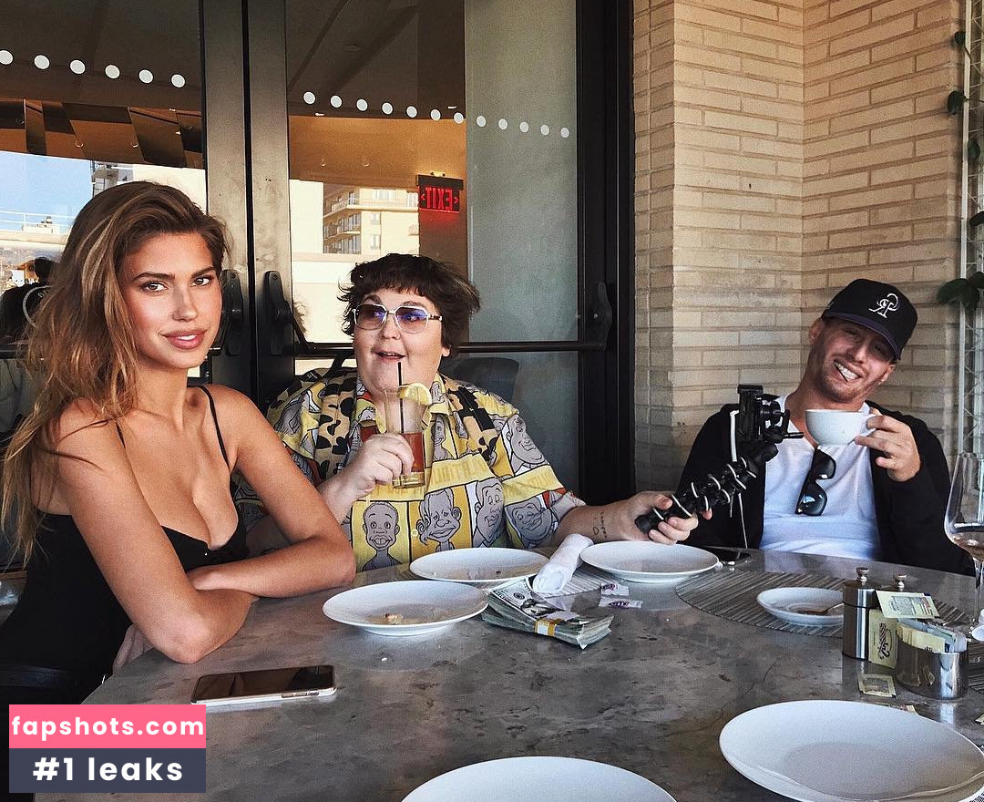 Kara Del Toro gallery photo #6109