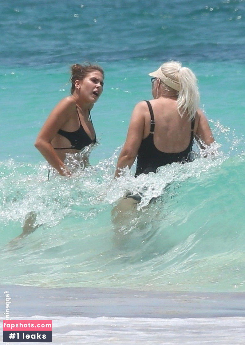 Kara Del Toro gallery photo #6363