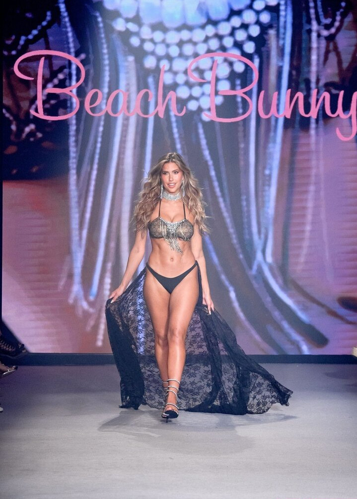 kara-del-toro Nude Leaks OnlyFans Photos #1021 - LeakJerk