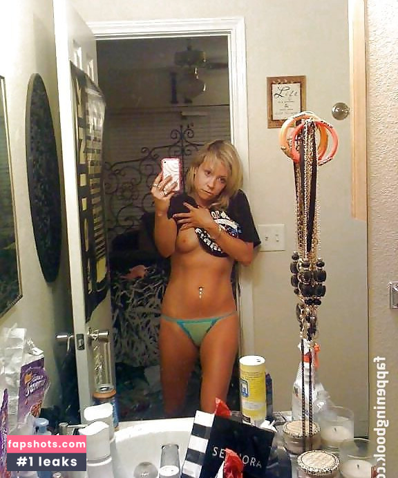 Kara Eberle gallery photo #3