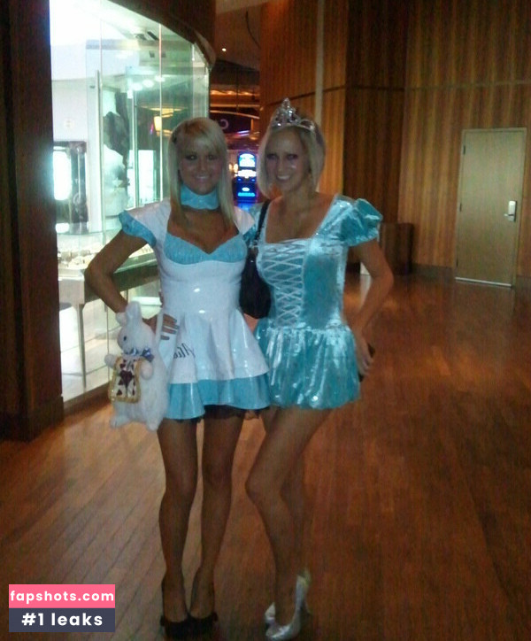 Kara Monaco gallery photo #22