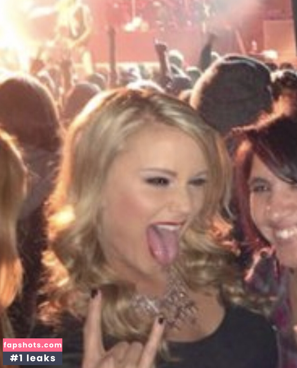 Kara Monaco gallery photo #28