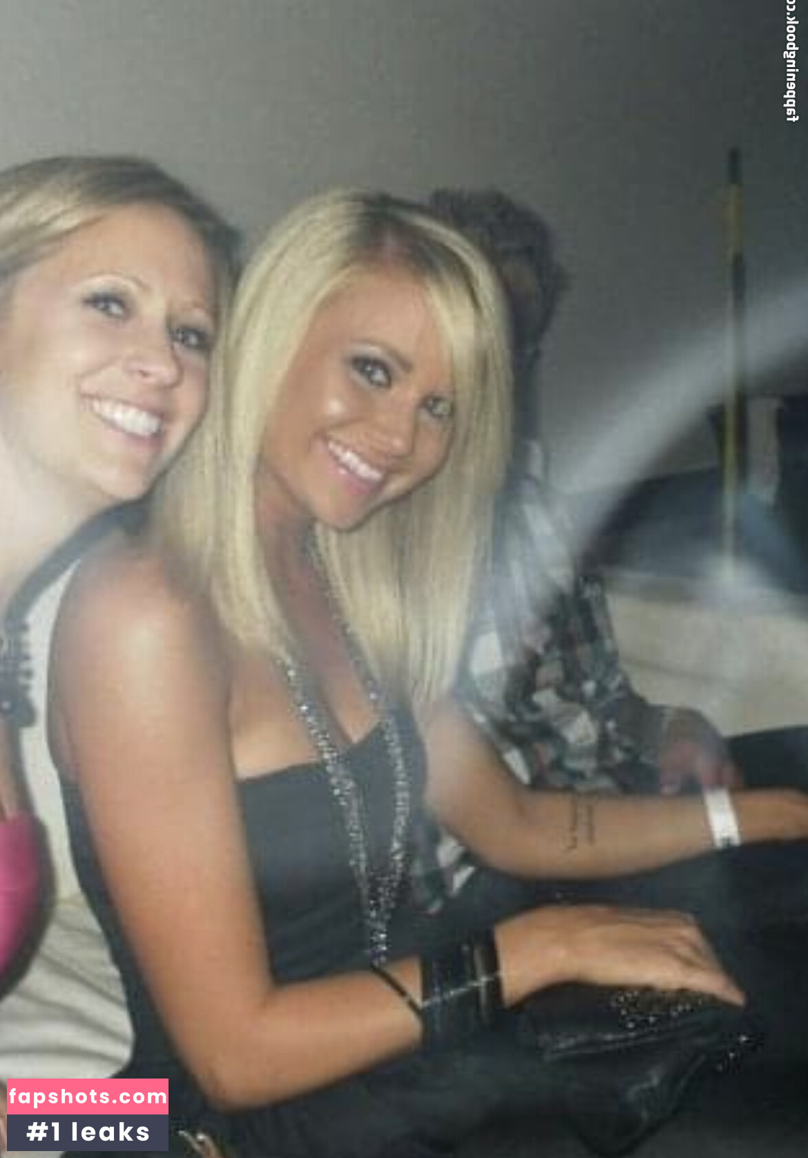 Kara Monaco gallery photo #30