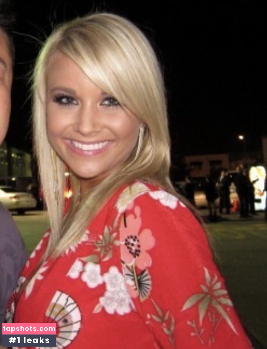 Kara Monaco gallery photo #39