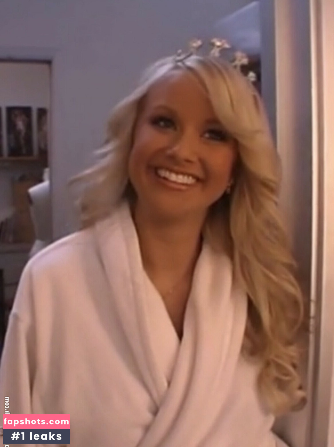 Kara Monaco gallery photo #88