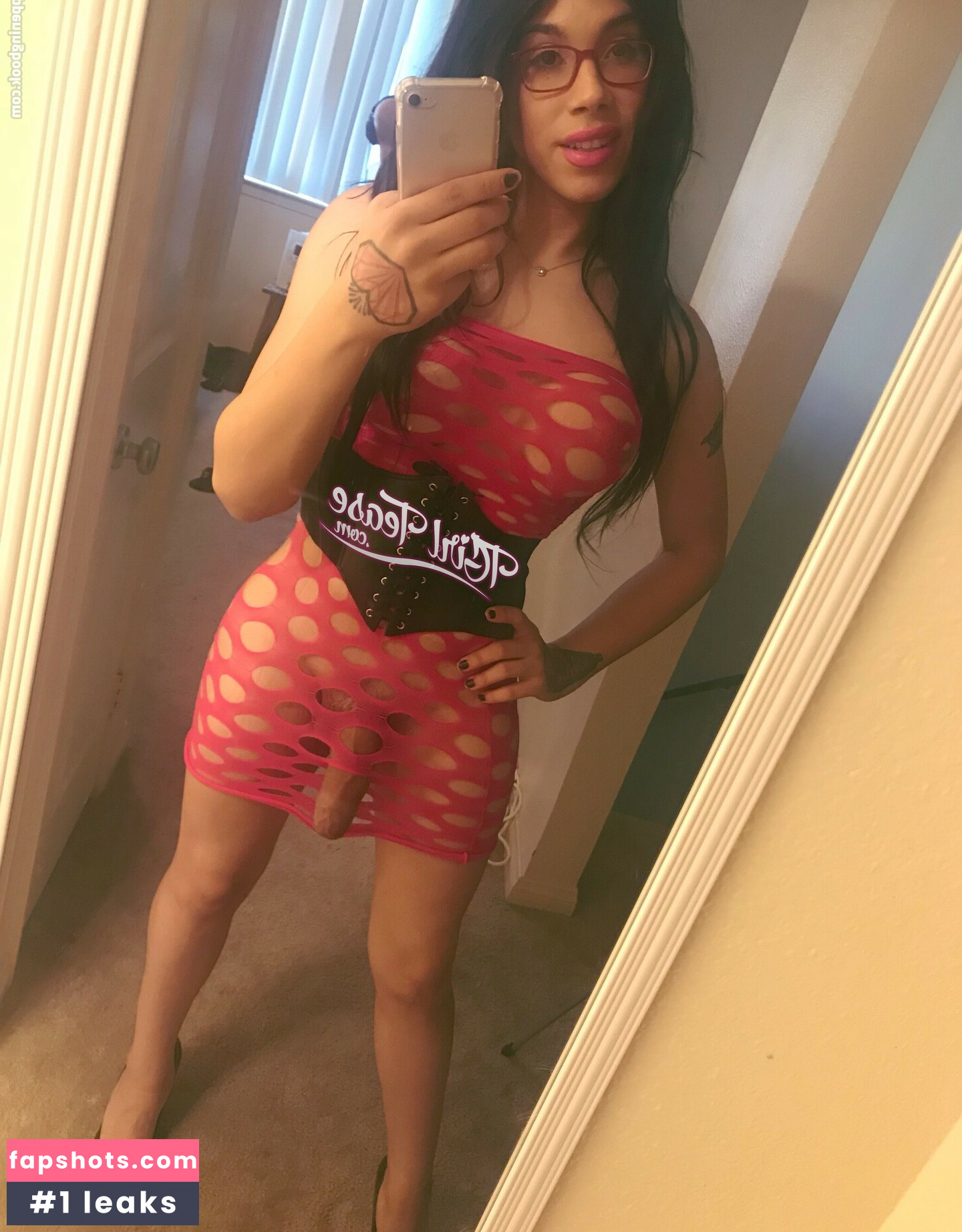 Karabella gallery photo #32