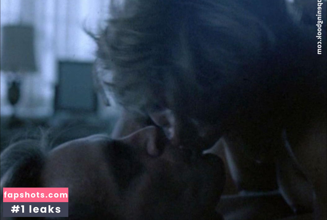 Karen Allen gallery photo #55