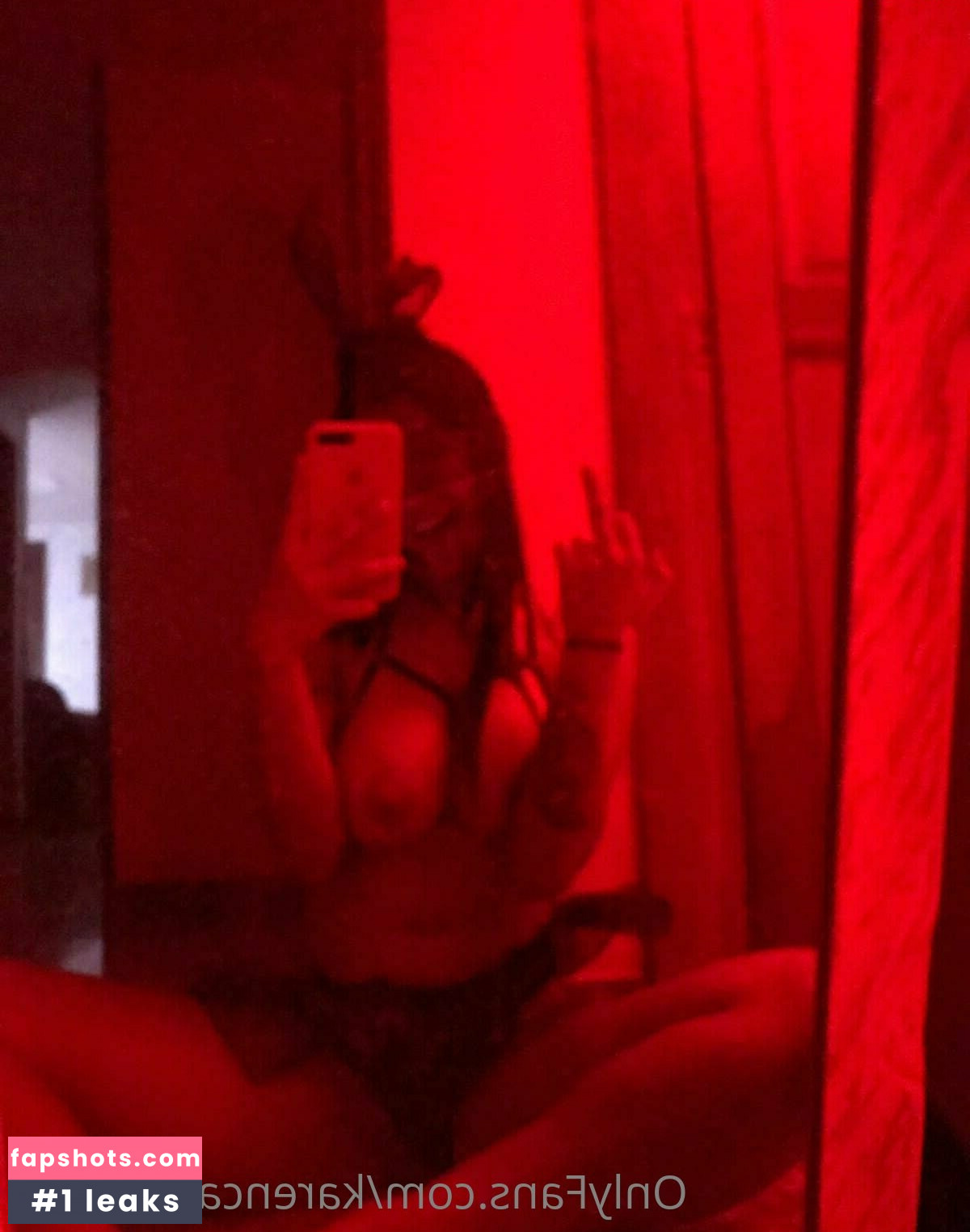 Karen Cardona Garcés gallery photo #2