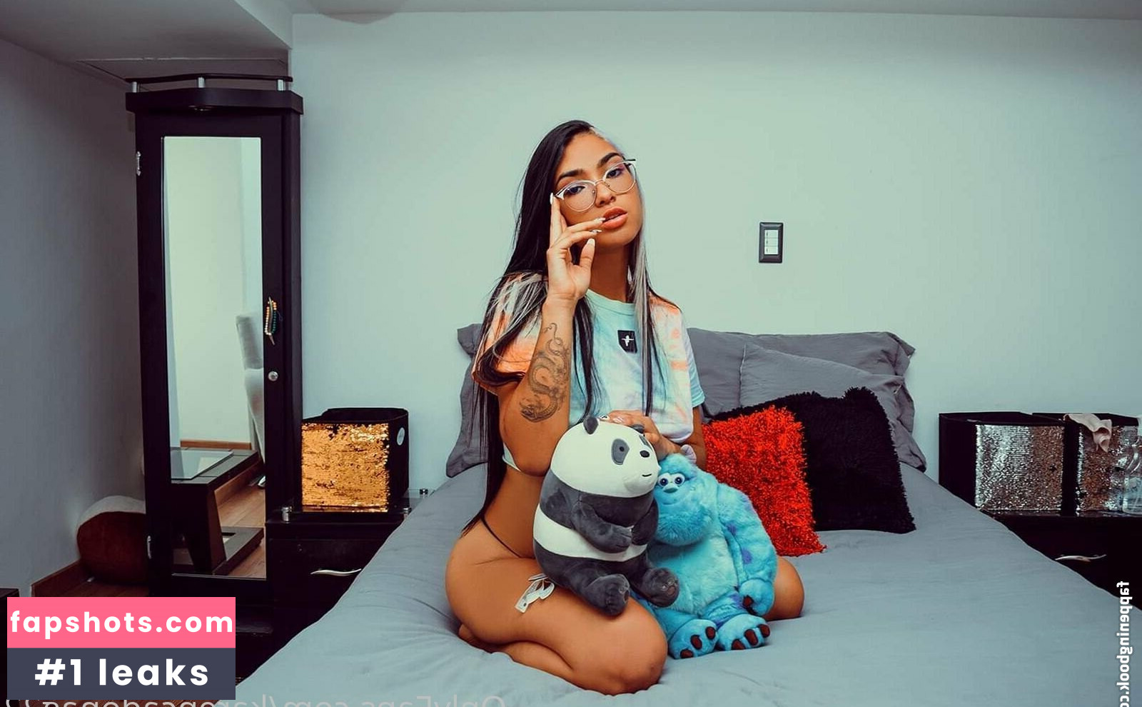 Karen Cardona Garcés gallery photo #26