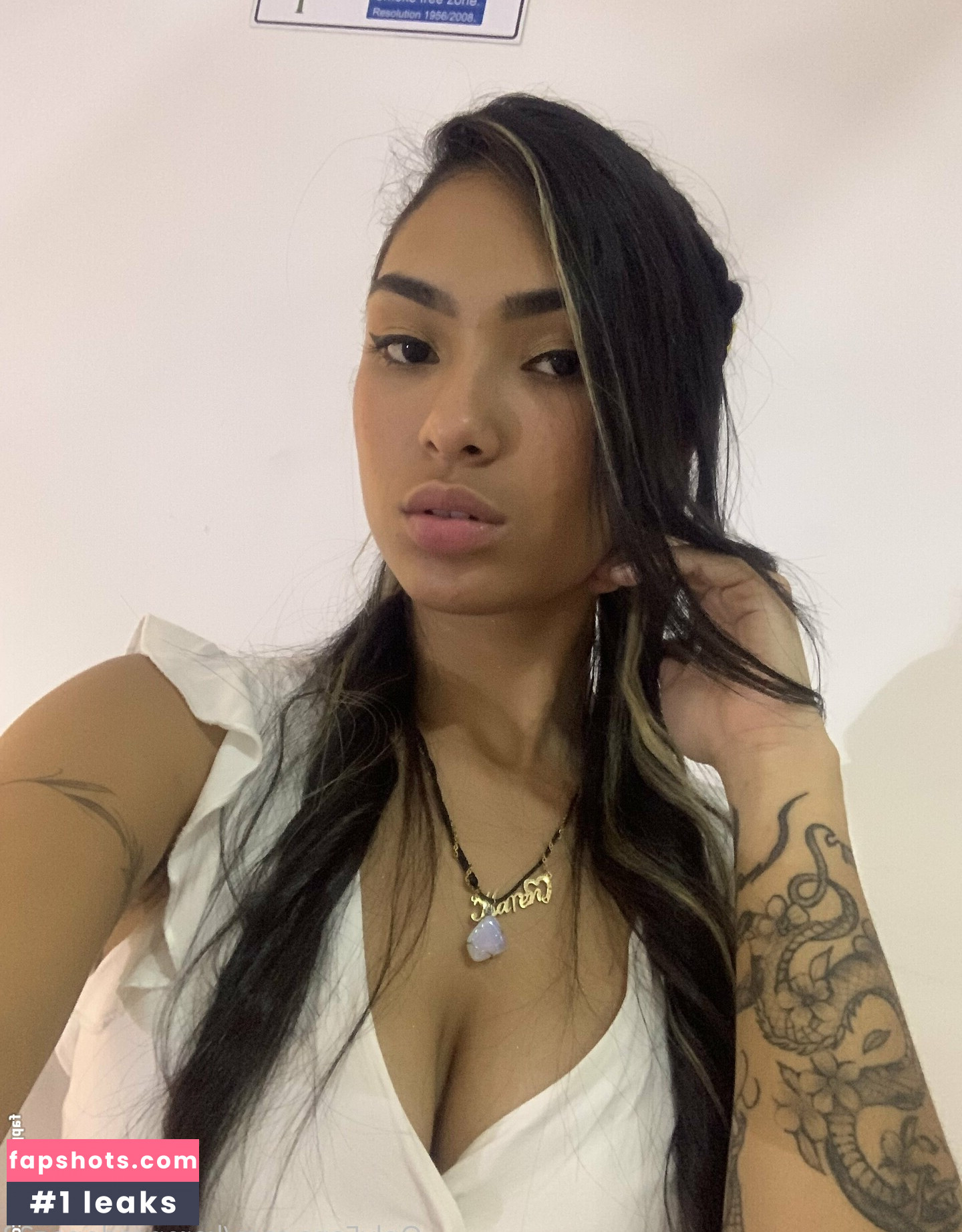 Karen Cardona Garcés gallery photo #10