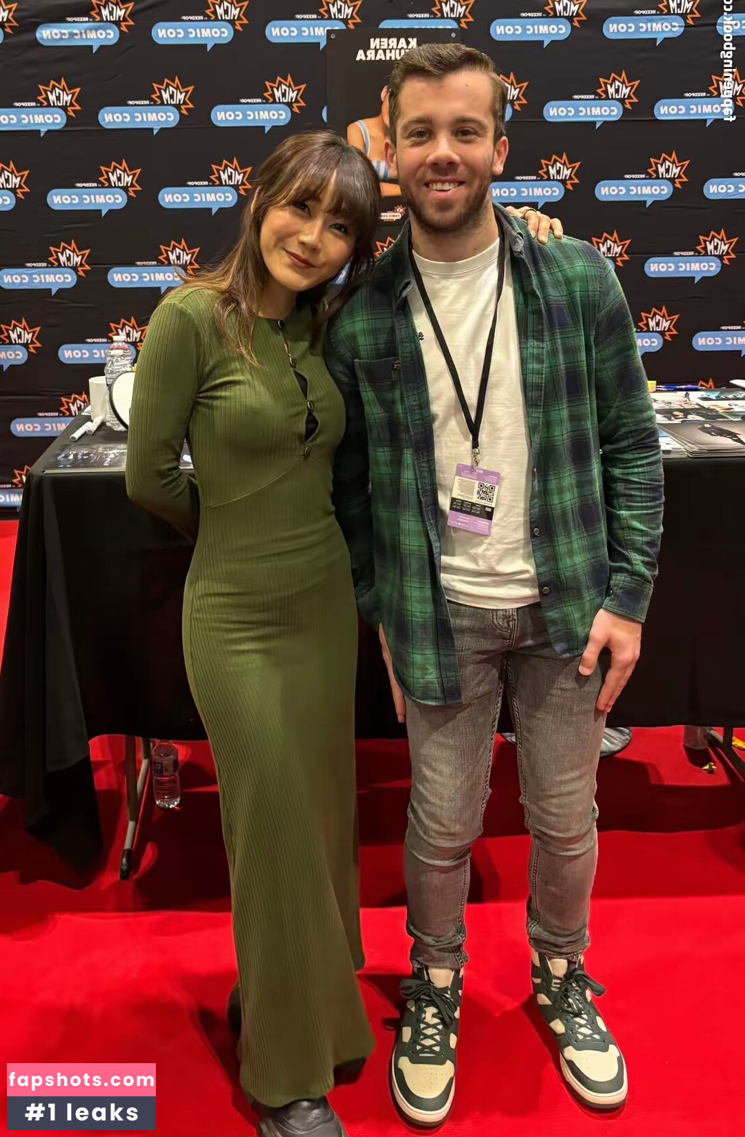 Karen Fukuhara gallery photo #13