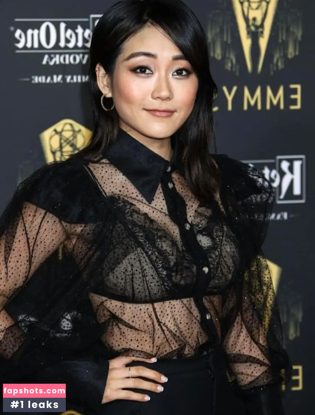 Karen Fukuhara gallery photo #16