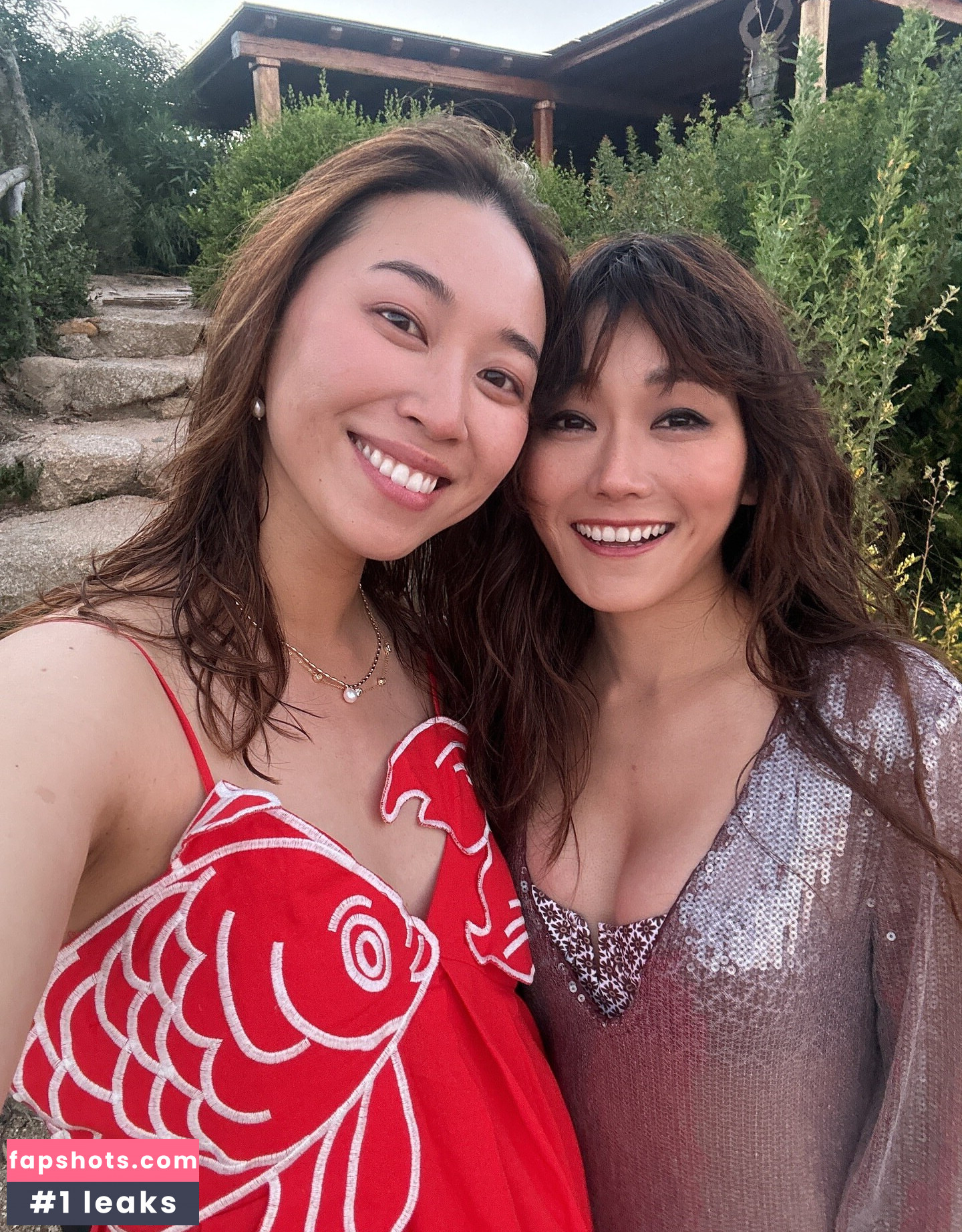 Karen Fukuhara gallery photo #41