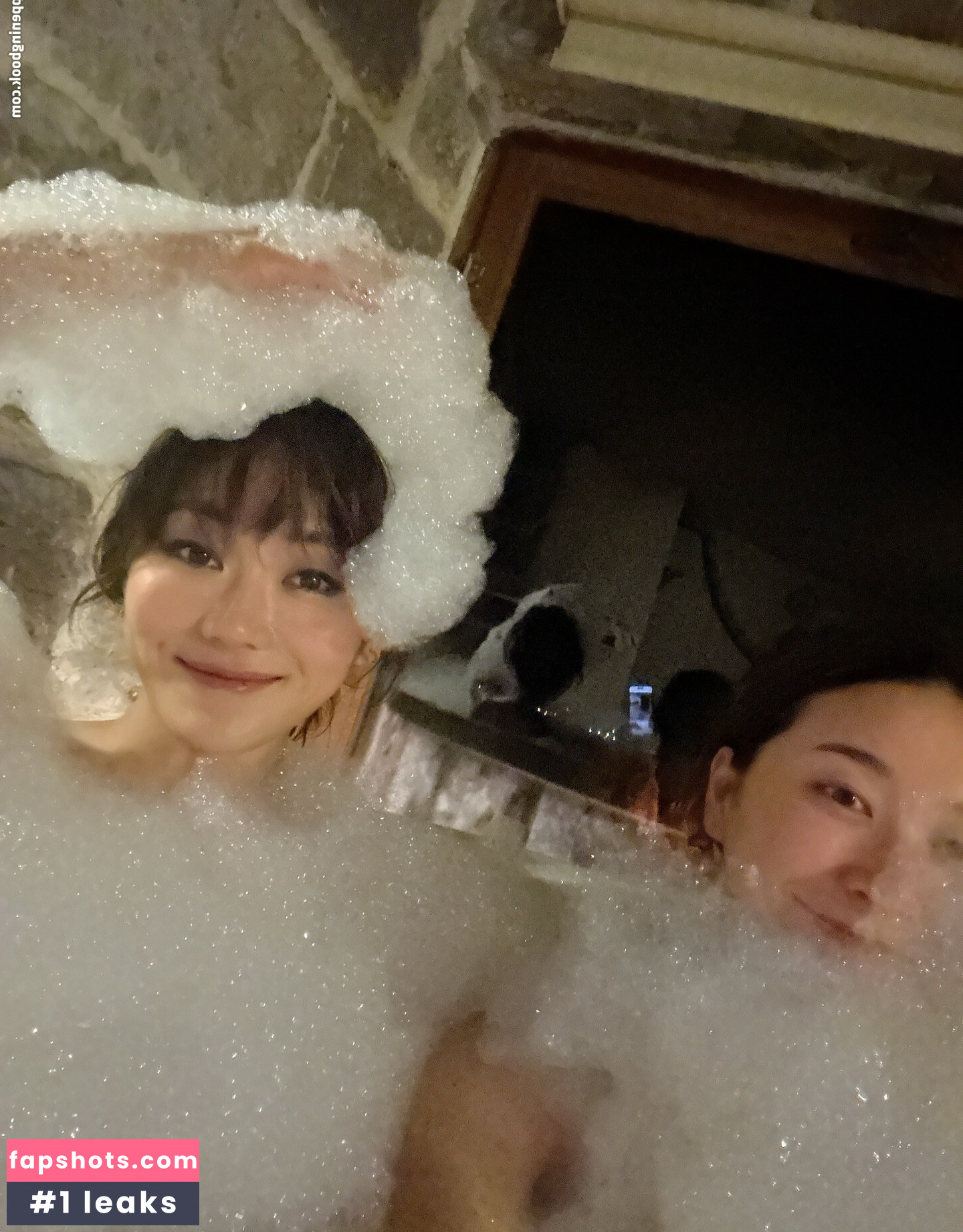 Karen Fukuhara gallery photo #43