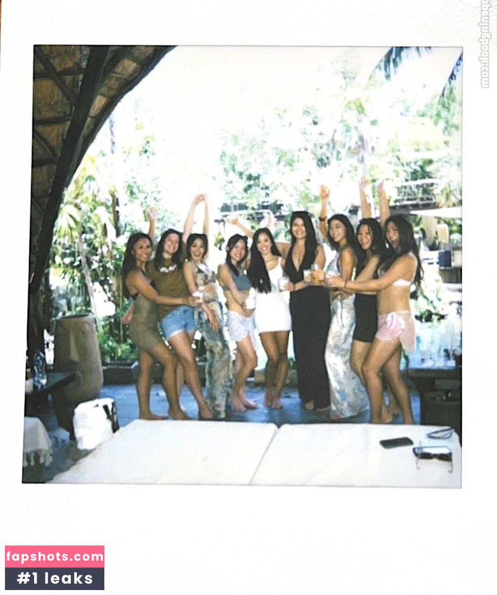 Karen Fukuhara gallery photo #45