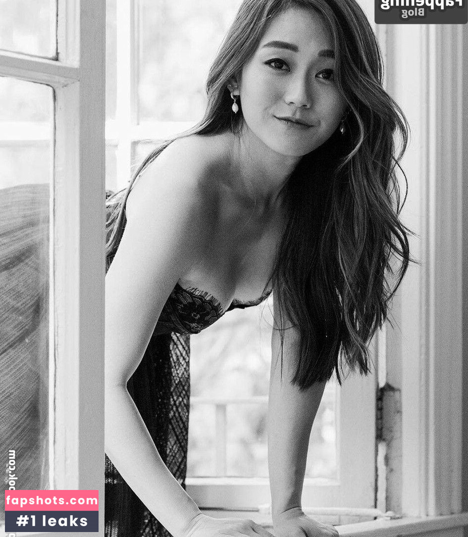 Karen Fukuhara gallery photo #76
