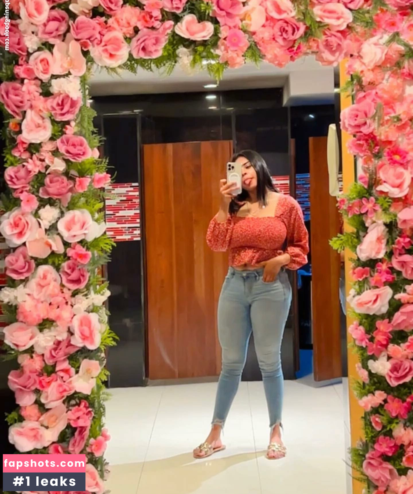 Karen Garcia gallery photo #15