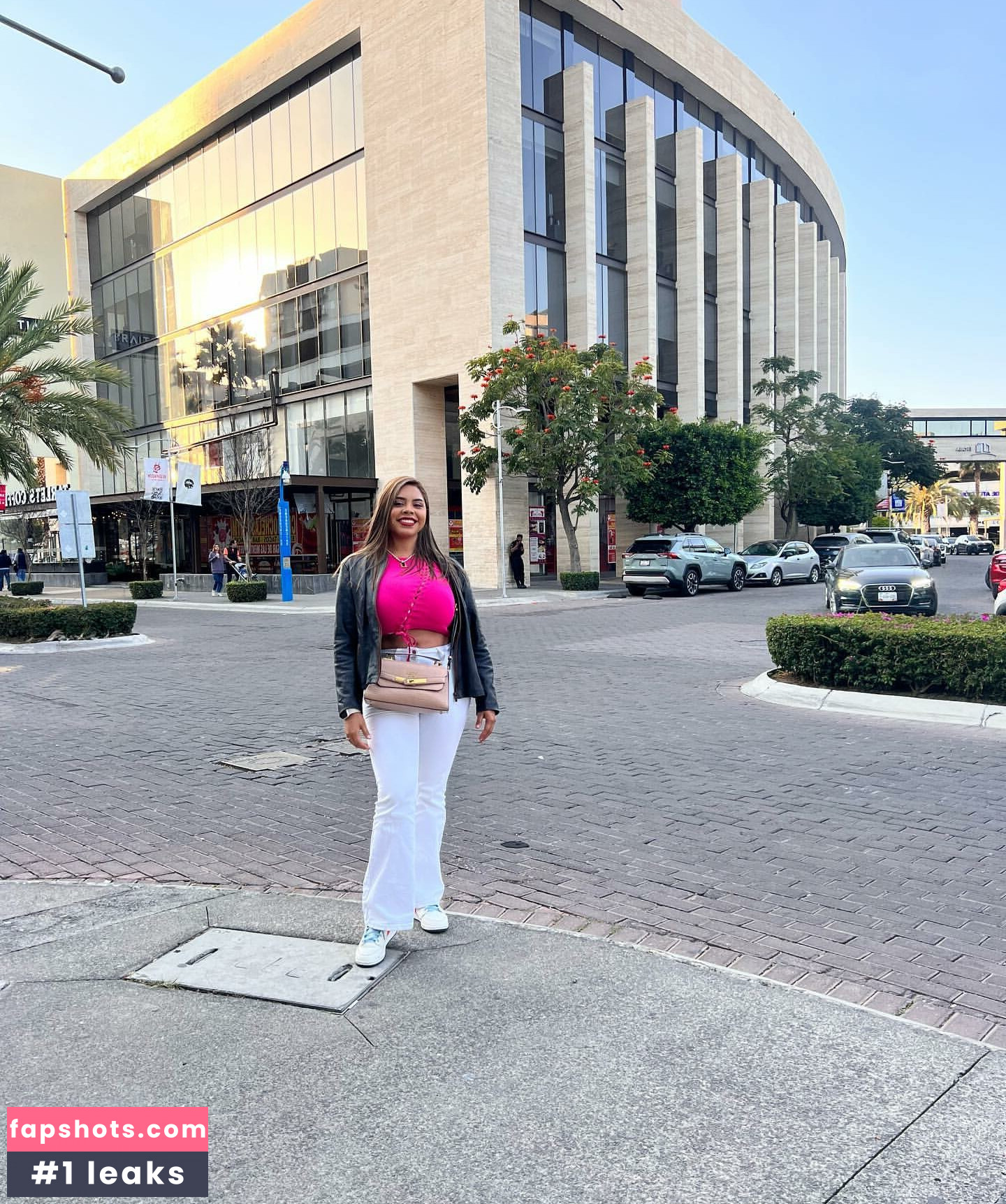 Karen Garcia gallery photo #33