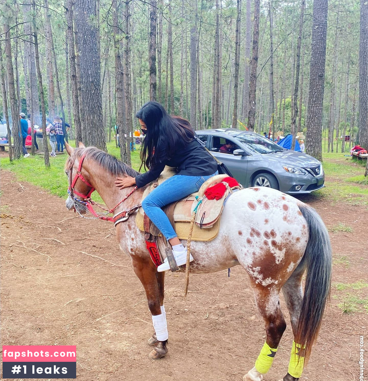 Karen Garcia gallery photo #35