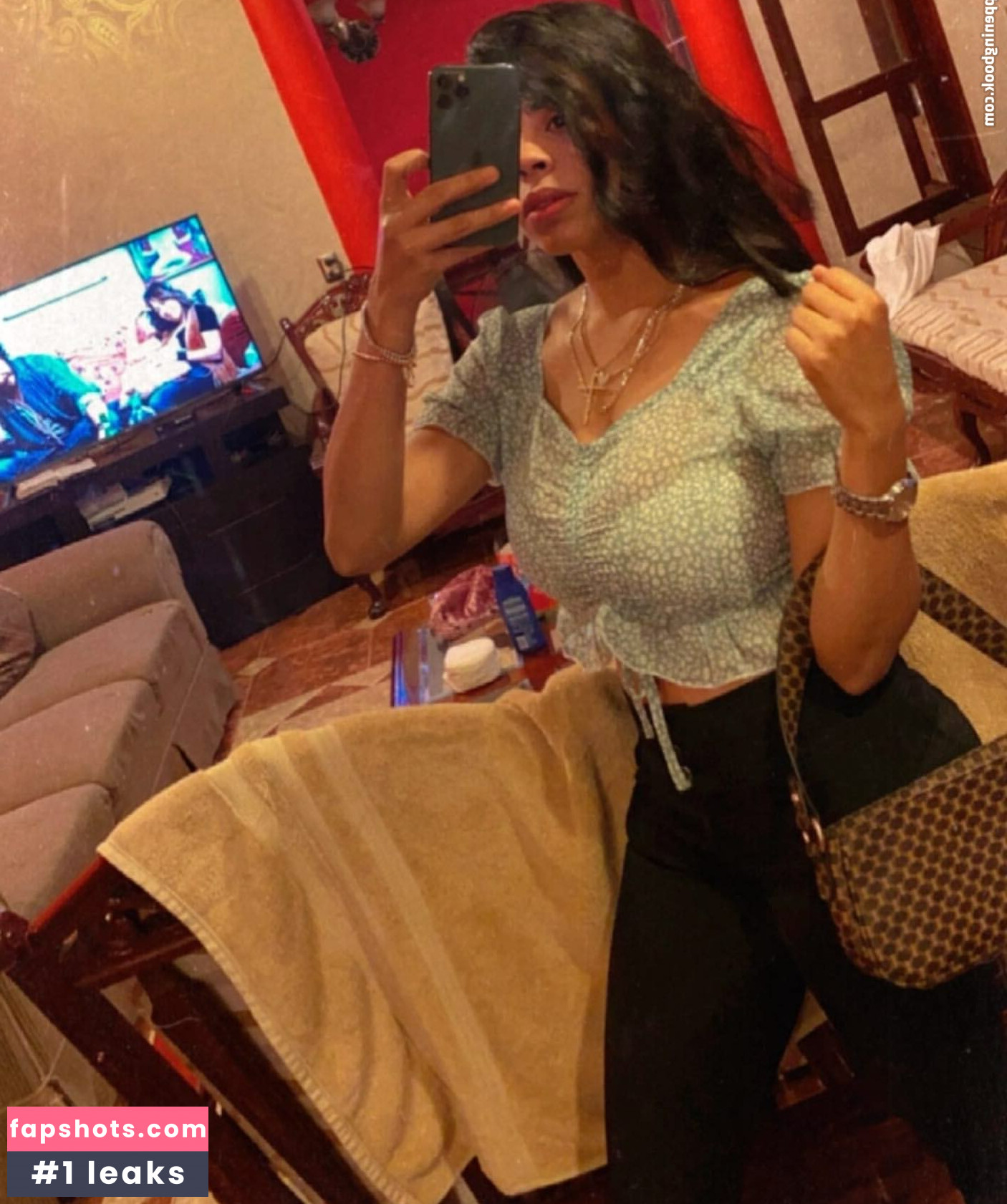 Karen Garcia gallery photo #8