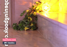 Karen Kaede gallery photo #55