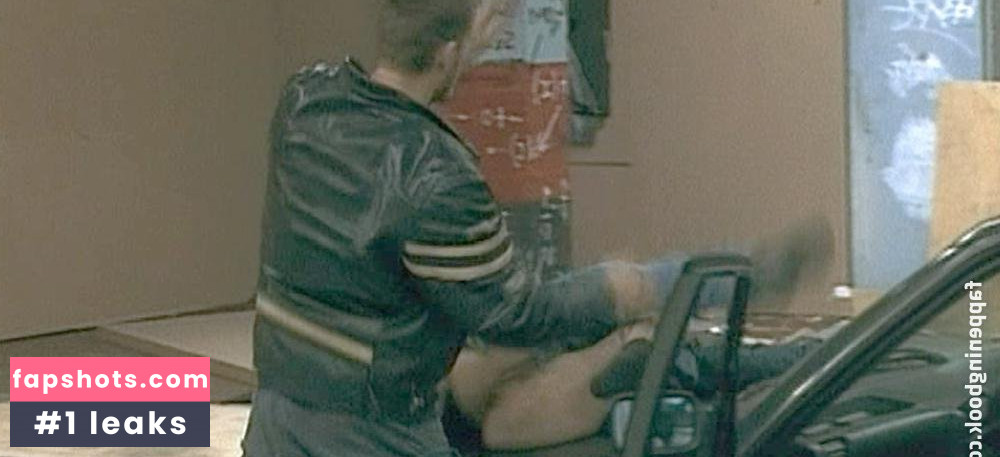 Karen Lancaume gallery photo #8