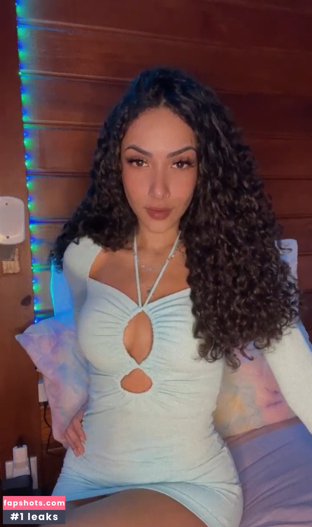 Karen Matta gallery photo #11