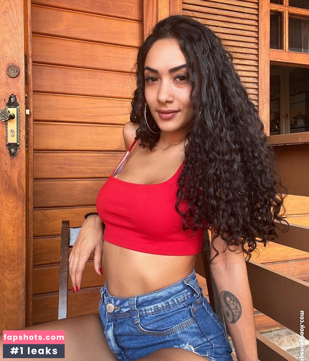 Karen Matta gallery photo #6