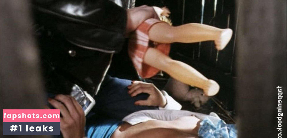 Karen Russell gallery photo #28