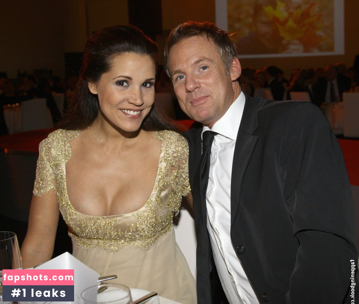 Karen Webb gallery photo #8