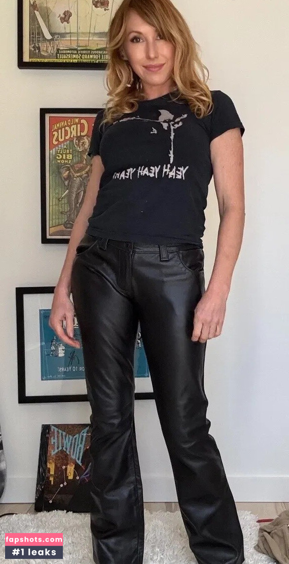 Kari Byron gallery photo #27