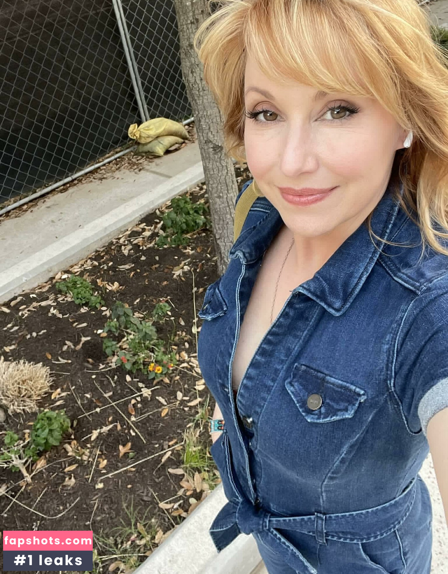 Kari Byron gallery photo #32