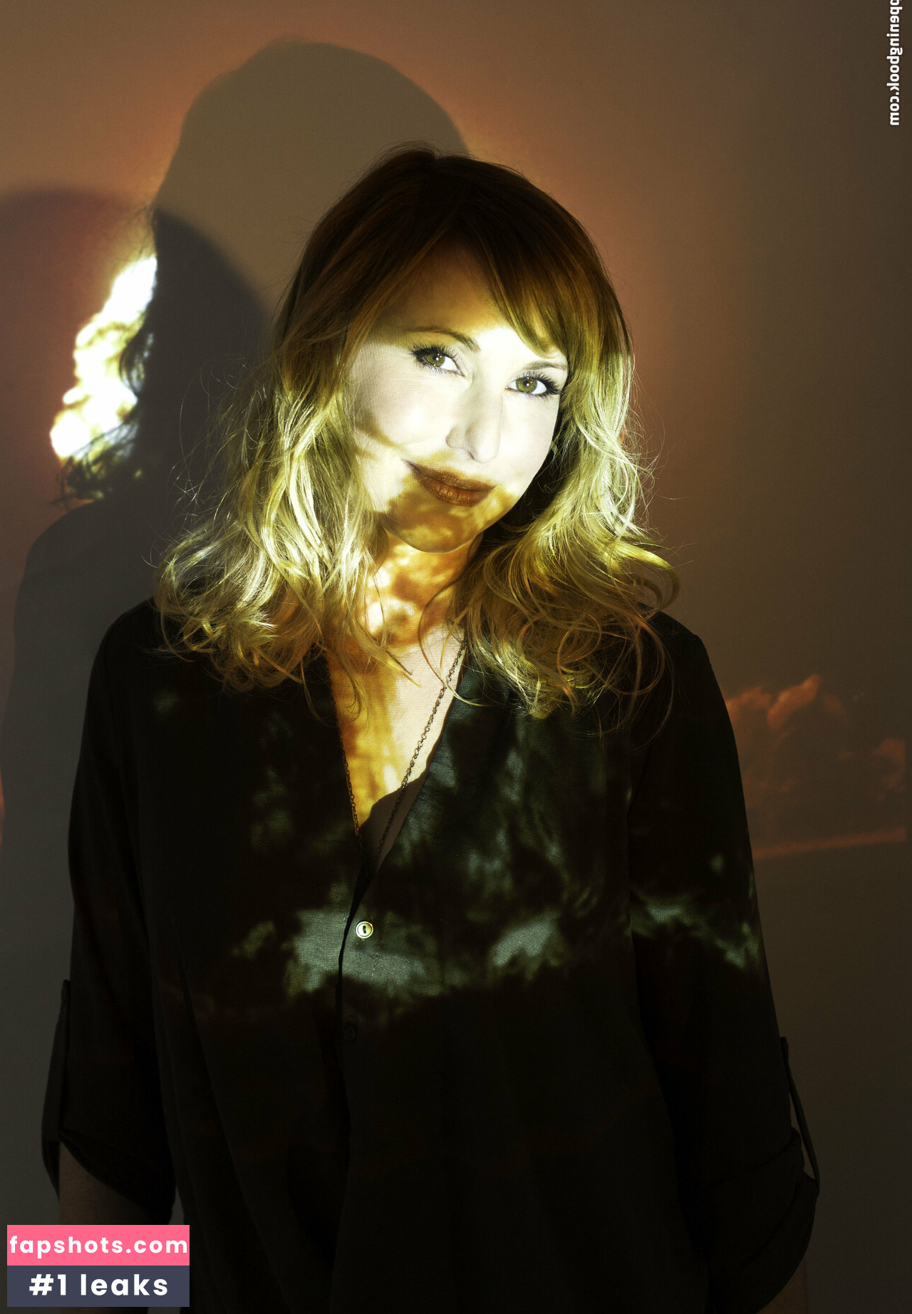 Kari Byron gallery photo #40