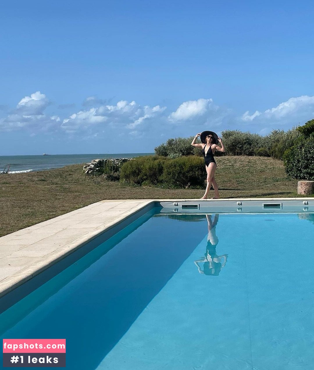 Kari Byron gallery photo #52