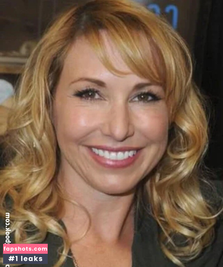 Kari Byron gallery photo #10