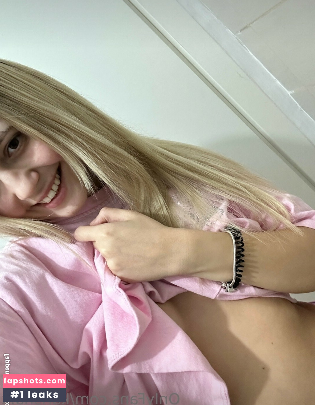 Kari.i gallery photo #136