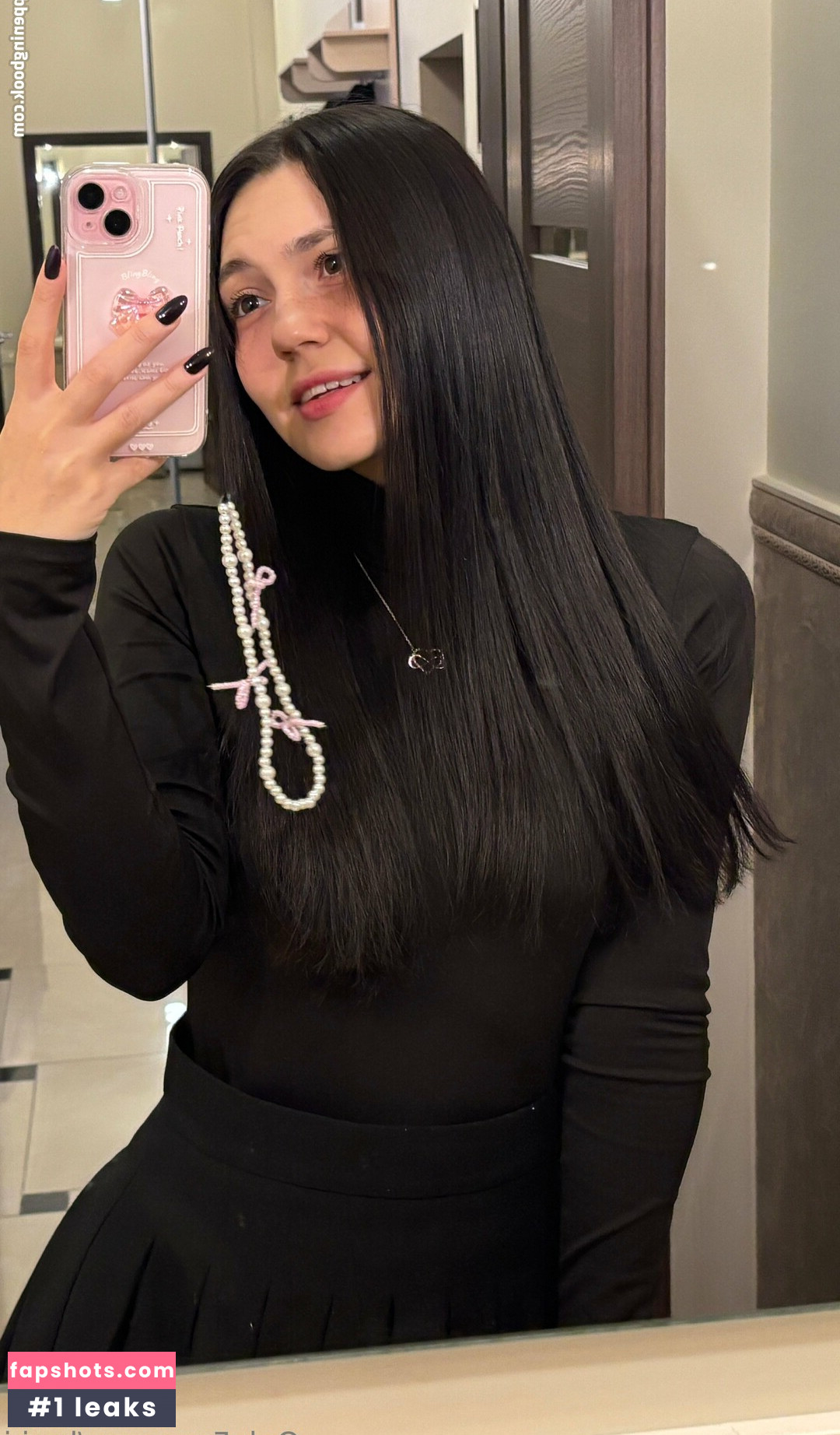 Kari.i gallery photo #36