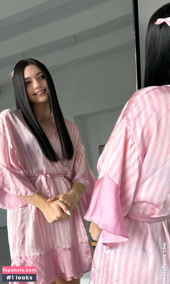 Kari.i gallery photo #37