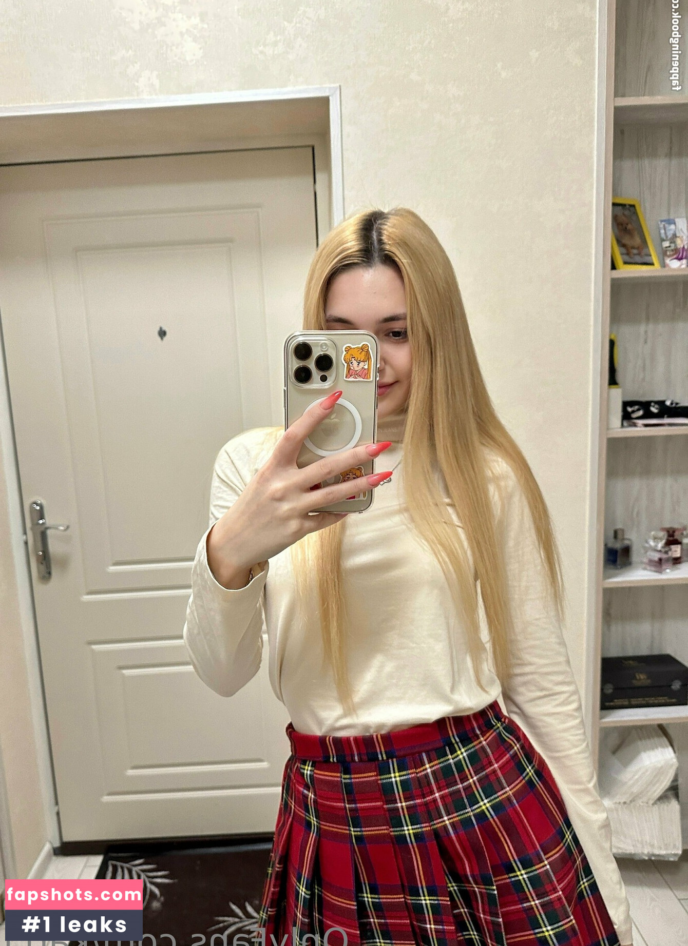 Kari.i gallery photo #83