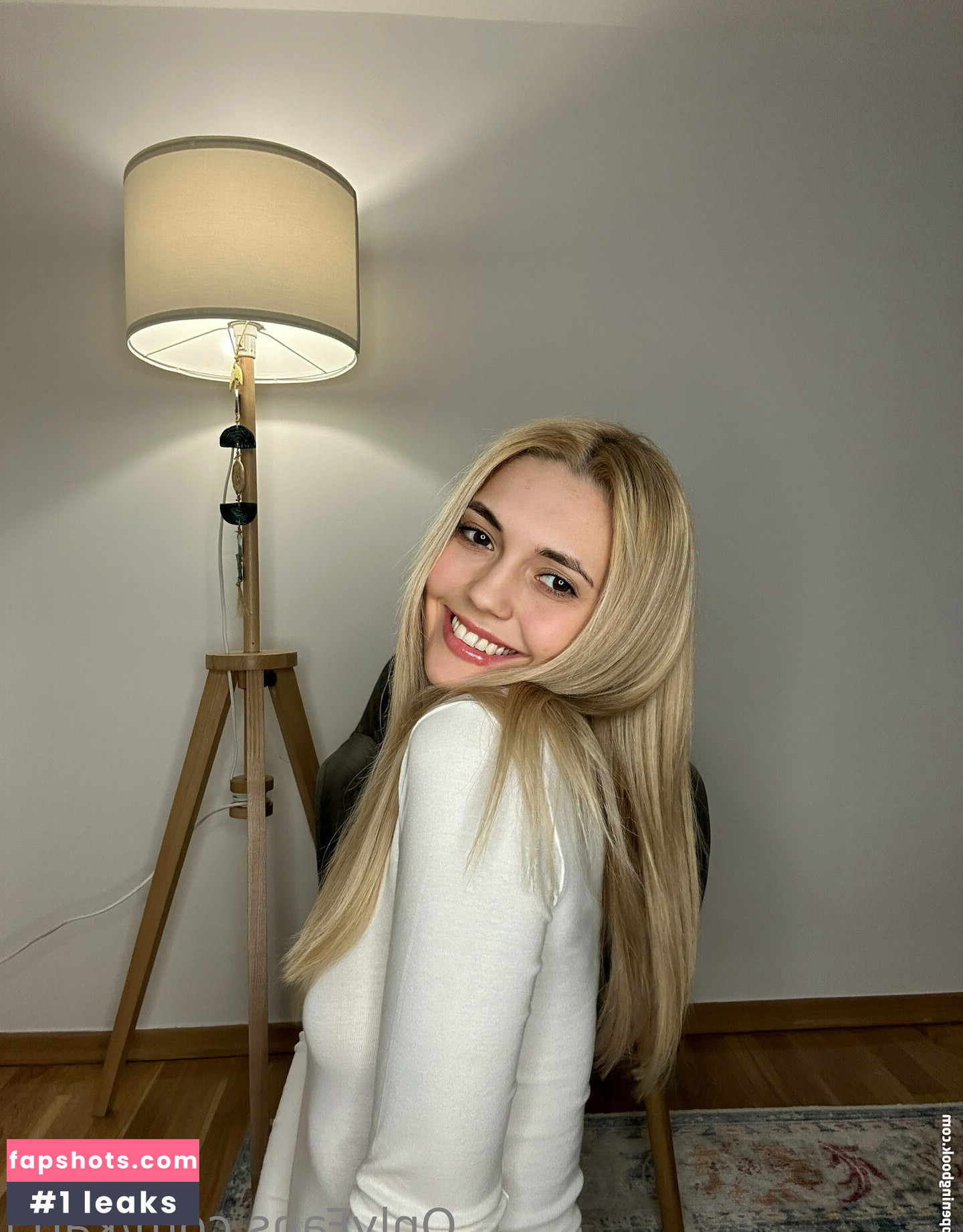 Kari.i gallery photo #91