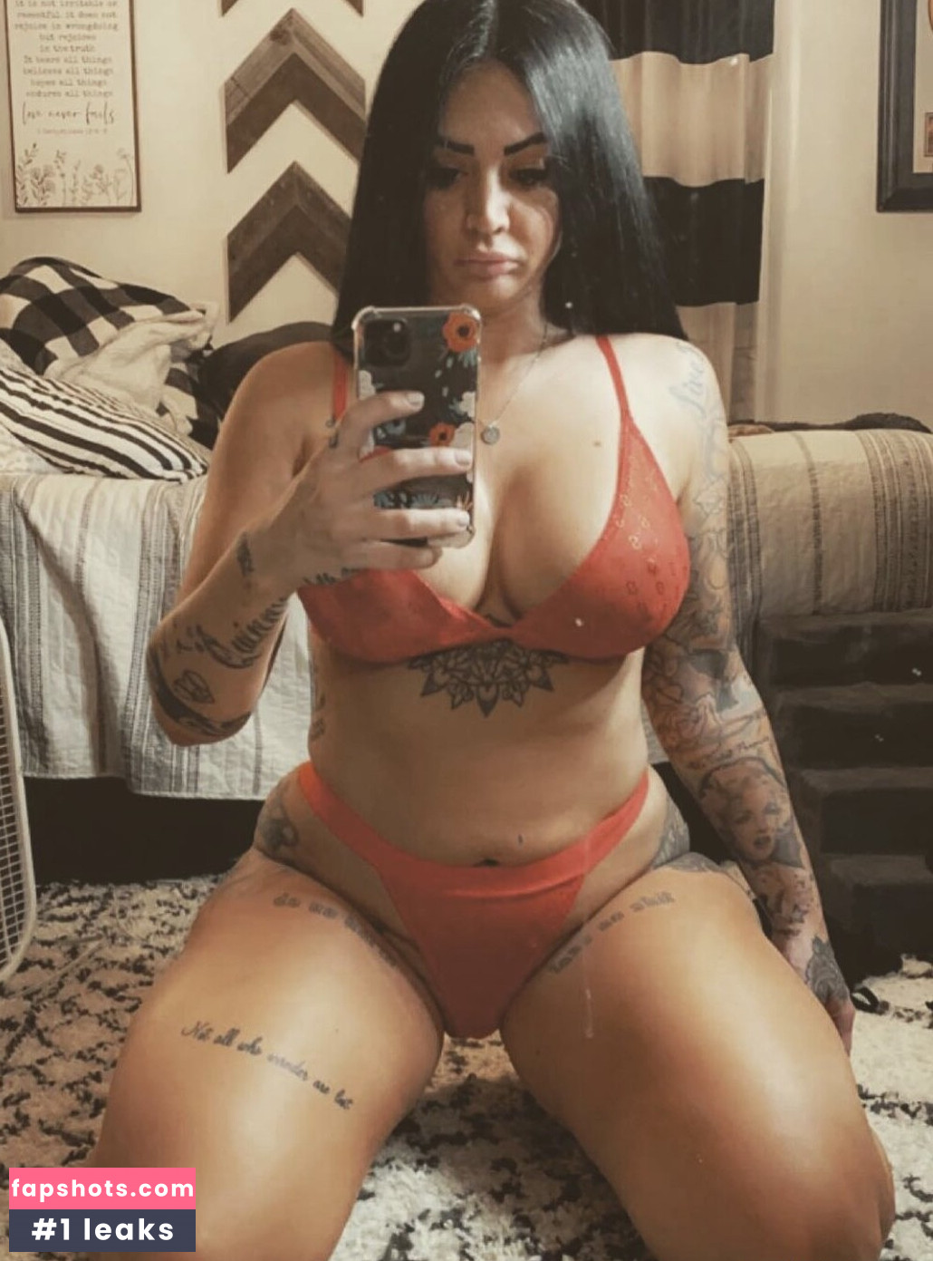 Kari_k12 gallery photo #5